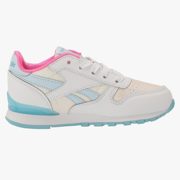 Girls Classic Leather Step 'n' Flash Shoes. New in box - Picture 3 of 10